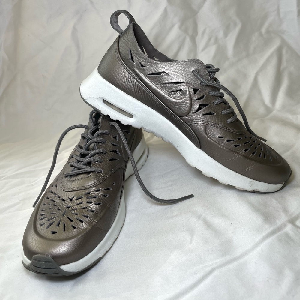 Metallic Nike Air Max Thea Joli size 7